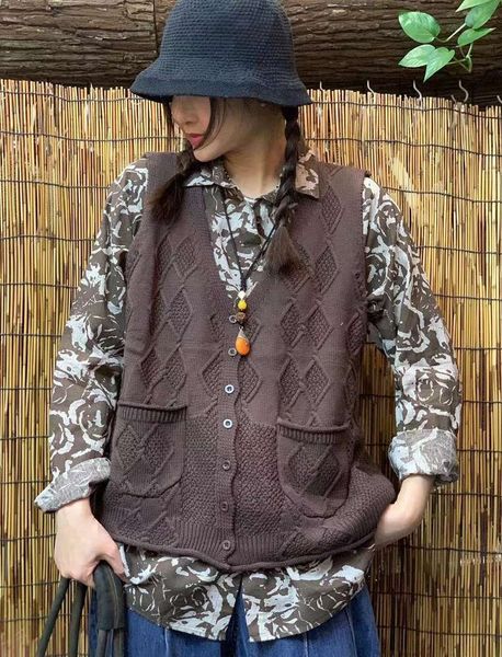 qi engraved drawing spring new cotton collarls with brown single breasted lapel national style cardigan vt, Black;white
qi engraved drawing spring new cotton collarls with brown single breasted lapel national style cardigan vt, Black;white