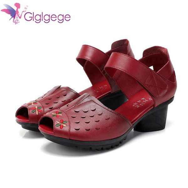 dress shoes glglgege 2021 cool leather middle-aged and elderly mother sandals hole fish mouth women's, Black
dress shoes glglgege 2021 cool leather middle-aged and elderly mother sandals hole fish mouth women's, Black