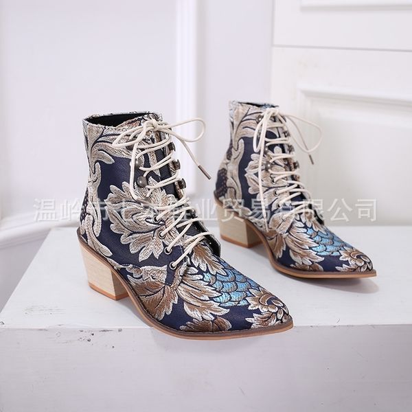 women boots printed ankle vintage motorcycle booties ladies shoes woman 2019 new embroider high heels boots 35-43 t200425, Black
women boots printed ankle vintage motorcycle booties ladies shoes woman 2019 new embroider high heels boots 35-43 t200425, Black