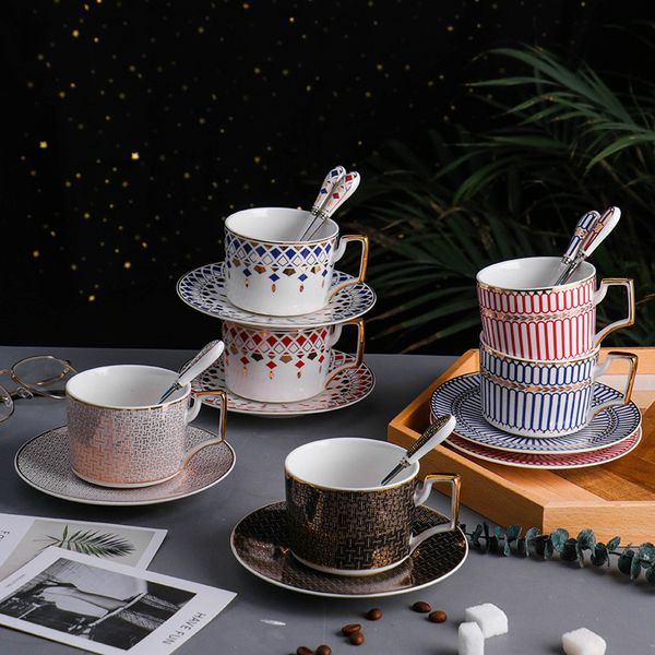 european-style small luxury coffee ceramic coffe saucer afternoon tea tools cup bone espresso cups dish set drinkware q0105
european-style small luxury coffee ceramic coffe saucer afternoon tea tools cup bone espresso cups dish set drinkware q0105