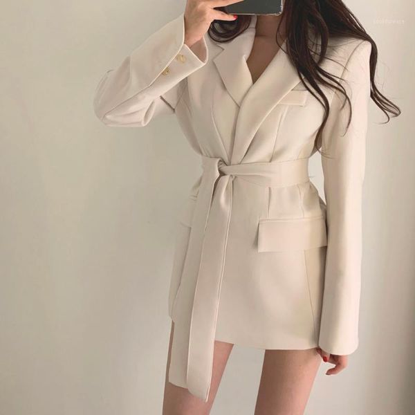 fashion women outwear solid long sleeves lapel belt bandage slim suit coat abrigos mujer invierno 2020 w10021, Black
fashion women outwear solid long sleeves lapel belt bandage slim suit coat abrigos mujer invierno 2020 w10021, Black