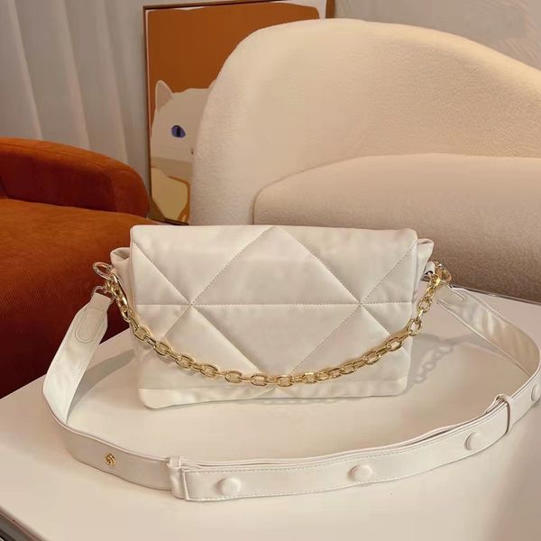 designer triangle shoulder bags women chain bag luxury handbags purses totes fashion flaps medium size cross body messenger bags embossed le
designer triangle shoulder bags women chain bag luxury handbags purses totes fashion flaps medium size cross body messenger bags embossed le