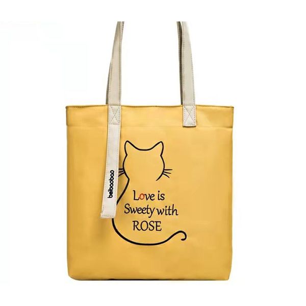 cross-border wholesale new messenger canvas bag female korean simple and versatile student school bag literary one-shoulder
cross-border wholesale new messenger canvas bag female korean simple and versatile student school bag literary one-shoulder