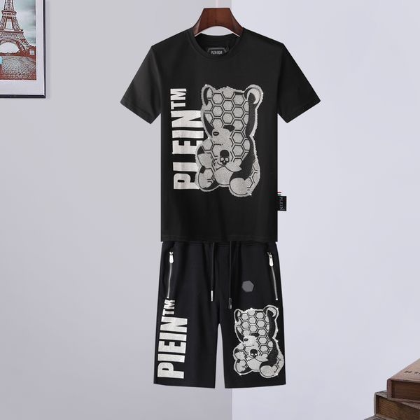 plein bear mens t shirts crystal skull tracksuit men t-shirts casual tracksuits jogger shorts sets sporting suit 147264, Gray
plein bear mens t shirts crystal skull tracksuit men t-shirts casual tracksuits jogger shorts sets sporting suit 147264, Gray