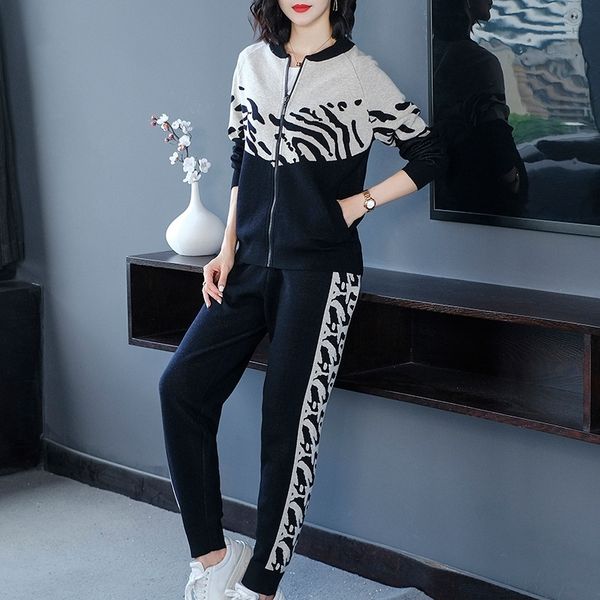 2y9jb autumn 2020 and women's suit new long sleeve hooded matching up color pullover trousers winter lace knitted trousers pullover woo, Gray
2y9jb autumn 2020 and women's suit new long sleeve hooded matching up color pullover trousers winter lace knitted trousers pullover woo, Gray