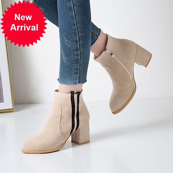 2021 the new party style round the fashion fringe matching black zipper in high heels robust riding boots women's shoes p1r4
2021 the new party style round the fashion fringe matching black zipper in high heels robust riding boots women's shoes p1r4