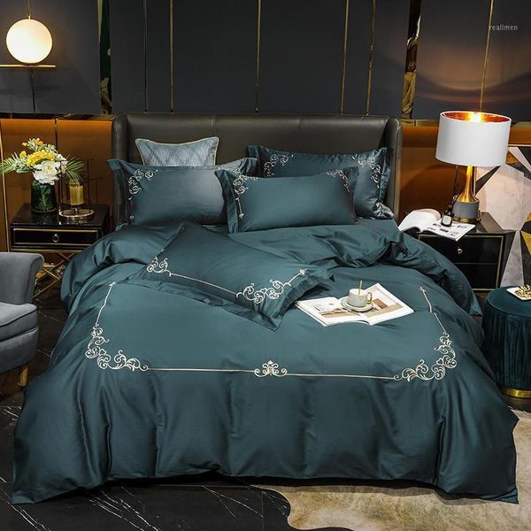 2020 new 40 count cotton satin embroidery bed sheet set quilt / duvet cover bed set luxury bedding king size 4-piece set.1
2020 new 40 count cotton satin embroidery bed sheet set quilt / duvet cover bed set luxury bedding king size 4-piece set.1