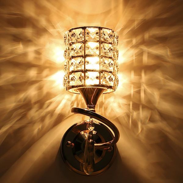 modern minimalist sliver/gold crystal lampshade wall lamp european single head art e27 wall light for bedside aisle home decor
modern minimalist sliver/gold crystal lampshade wall lamp european single head art e27 wall light for bedside aisle home decor