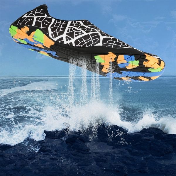 aqua summer water men breathable beach slippers wading upstream shoes light woman swimming sandals sea surf y200420, Black
aqua summer water men breathable beach slippers wading upstream shoes light woman swimming sandals sea surf y200420, Black