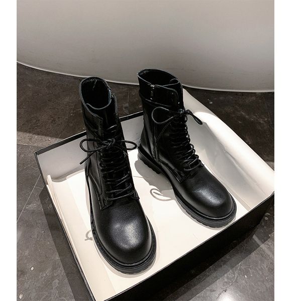 leather martin boots 2020 new british style lace-up mid-tube knight boots women handsome motorcycle boots women, Black
leather martin boots 2020 new british style lace-up mid-tube knight boots women handsome motorcycle boots women, Black