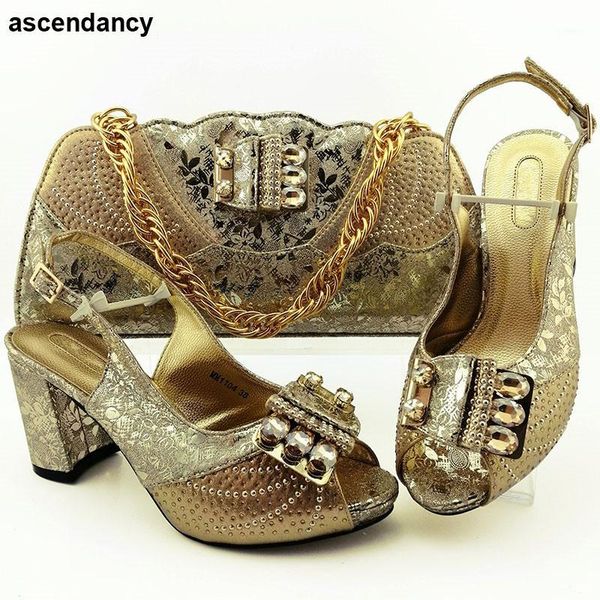 latest african nigerian shoes and bag set for party in women italian shoes with matching bags nigerian party pumps1, Black
latest african nigerian shoes and bag set for party in women italian shoes with matching bags nigerian party pumps1, Black