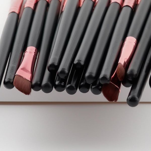 20pcsmakeup кисти роскошные шампанское для пудра румяна тени для век корректор для губ макияж глаз кисти косметика красота инструменты wmtsc
20pcsmakeup кисти роскошные шампанское для пудра румяна тени для век корректор для губ макияж глаз кисти косметика красота инструменты wmtsc