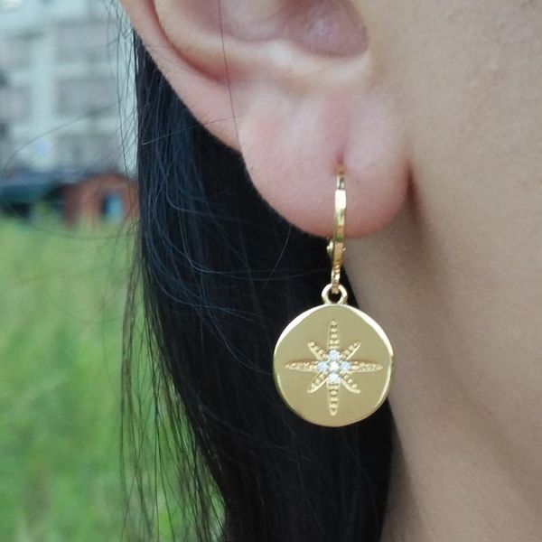 astral star charm hoop earrings gold copper plating gold earrings woman jewelry pendientes aros oro 2020 ear piercing cz hoops, Golden;silver
astral star charm hoop earrings gold copper plating gold earrings woman jewelry pendientes aros oro 2020 ear piercing cz hoops, Golden;silver