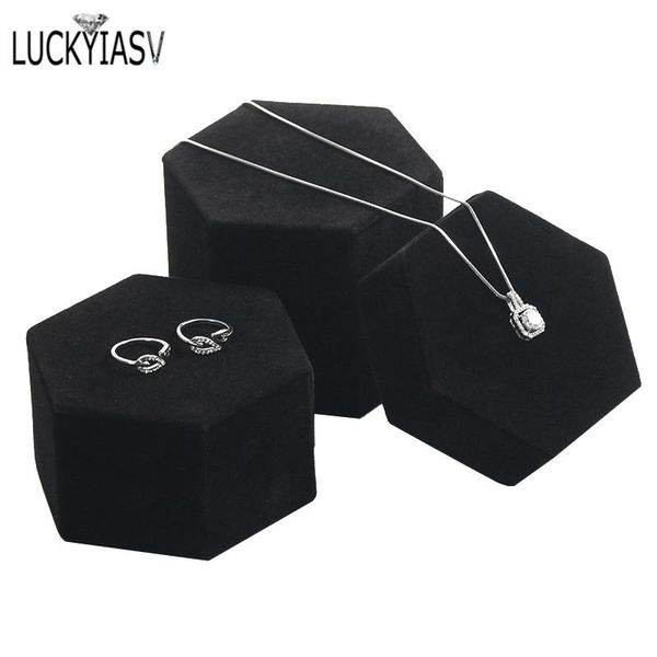 3pcs black velvet hexagonal flannel jewelry display necklace pendant bracelet ring display props counter window prop, Pink;blue
3pcs black velvet hexagonal flannel jewelry display necklace pendant bracelet ring display props counter window prop, Pink;blue