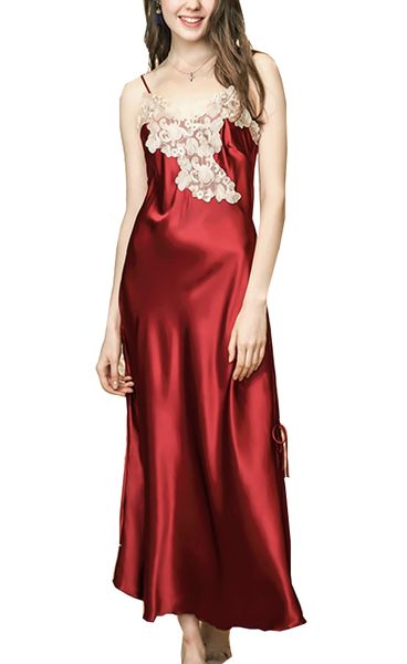 women nightdress long satin embroidery nightwear ladies v neck adjustable straps slit hem sleeveless ankle-length sleepwear, Black;red
women nightdress long satin embroidery nightwear ladies v neck adjustable straps slit hem sleeveless ankle-length sleepwear, Black;red