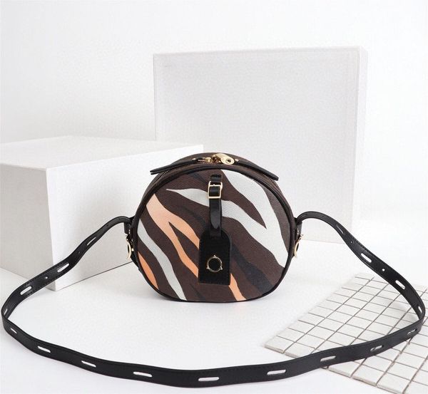 purse chapeau bag legends handbags designer boite luxury letters womens league of flowers souple leather crossbody genuine uvpfb
purse chapeau bag legends handbags designer boite luxury letters womens league of flowers souple leather crossbody genuine uvpfb