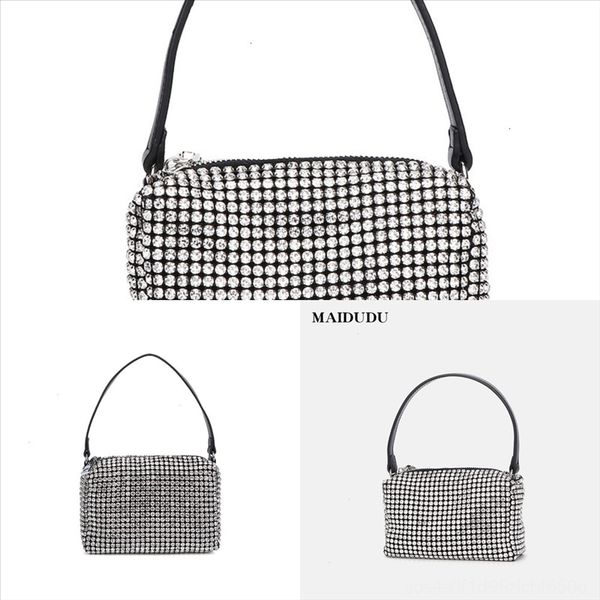 ci2mo sided embroidery handbag large capacity luxury fashion brand shopping handbag repair part bag travel backpack shoulder bag
ci2mo sided embroidery handbag large capacity luxury fashion brand shopping handbag repair part bag travel backpack shoulder bag
