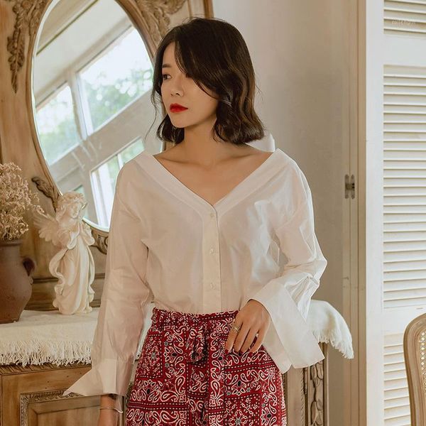 2019 new autumn women shirts flare full sleeve v-neck art flowers cotton blouse shirt white a0311
2019 new autumn women shirts flare full sleeve v-neck art flowers cotton blouse shirt white a0311