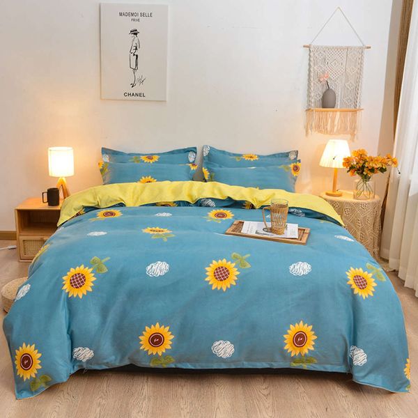 small frh thickened four piece set of simple dormitory three piece set of imitation cotton gift bedding
small frh thickened four piece set of simple dormitory three piece set of imitation cotton gift bedding