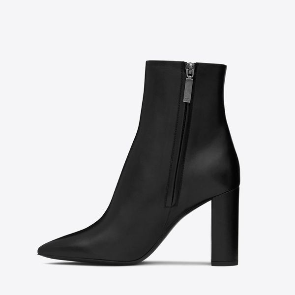 boots lucky2021 short autumn women's thick leather side zipper black high heel ankle handmade
boots lucky2021 short autumn women's thick leather side zipper black high heel ankle handmade