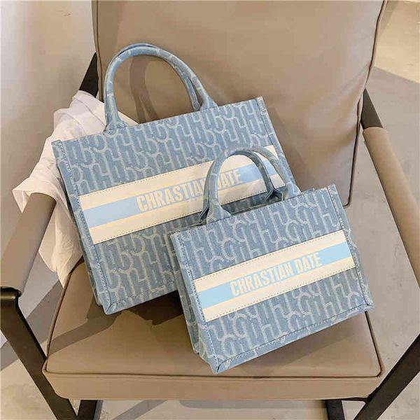 2022 latest models handbag wholesale large capacity bag women's red canvas version simple and versatile style hand
2022 latest models handbag wholesale large capacity bag women's red canvas version simple and versatile style hand