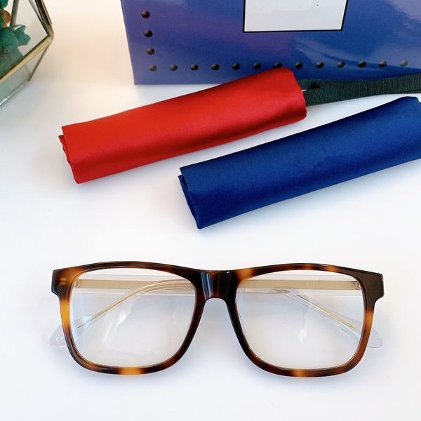 2021 new glasses with high-end material 0558s exquisite craftsmanship, mirror legs, fashion temperament glasses of the same style for men an
2021 new glasses with high-end material 0558s exquisite craftsmanship, mirror legs, fashion temperament glasses of the same style for men an
