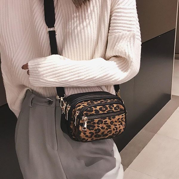 nbpack leopard women handbags scrub pu leather messenger bags fashion small shoulder bags zipper phone bag wallet crossbody
nbpack leopard women handbags scrub pu leather messenger bags fashion small shoulder bags zipper phone bag wallet crossbody