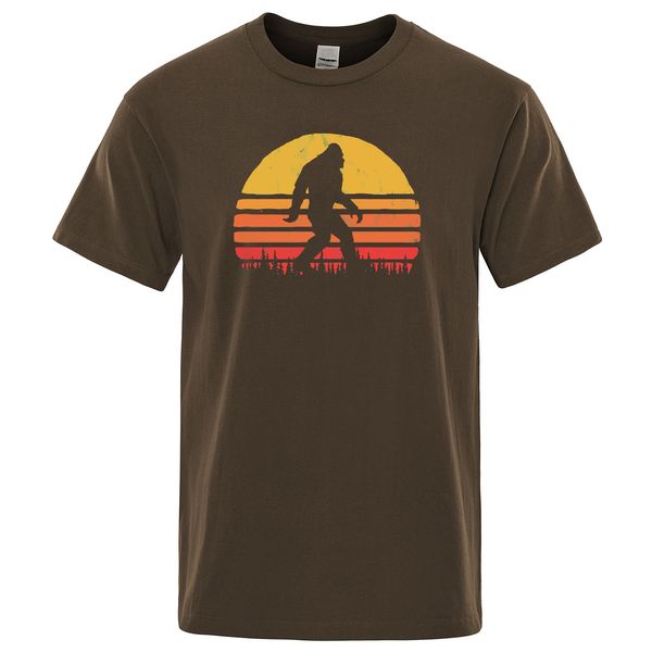 retro bigfoot silhouette sun vintage believe short sleeve summer brand casual funny sport hooded sweatshirt hoodie men t shirt
retro bigfoot silhouette sun vintage believe short sleeve summer brand casual funny sport hooded sweatshirt hoodie men t shirt