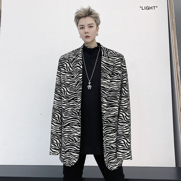 2021 new autumn winter men's korean streetwear jackets slim suit man casual oversize coats male fashion graphic printed clothing yflm, Black;brown
2021 new autumn winter men's korean streetwear jackets slim suit man casual oversize coats male fashion graphic printed clothing yflm, Black;brown