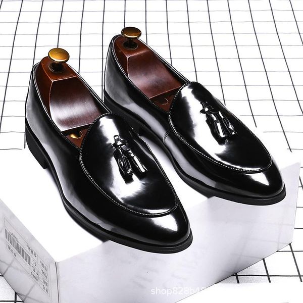 2020 men casual shoes loafers breathable leather business office shoe dress driving moccasins comfortable slip on tassel shoe, Black
2020 men casual shoes loafers breathable leather business office shoe dress driving moccasins comfortable slip on tassel shoe, Black