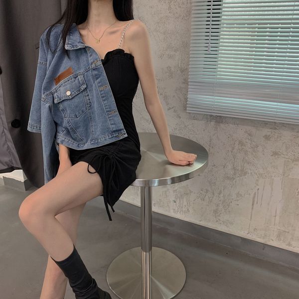 autumn 2020 new long sleeve denim jacket + drawstring suspender dress two piece suit women's fashion trend
autumn 2020 new long sleeve denim jacket + drawstring suspender dress two piece suit women's fashion trend
