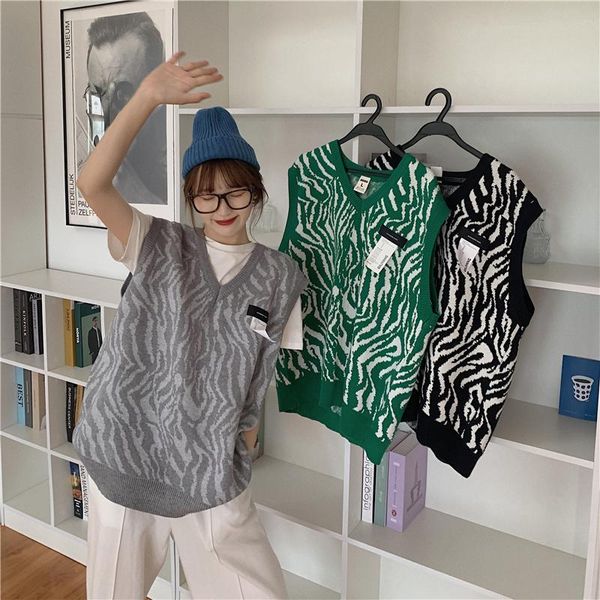 women's vests v-neck zebra print vest outer knit pullover sweater womens winter korean fashion women 2021, Black;white
women's vests v-neck zebra print vest outer knit pullover sweater womens winter korean fashion women 2021, Black;white