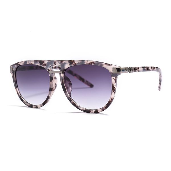 2021 new one piece oval sunglasses women accessories luxury double beam frame shades uv400 sun glasses oculos gafas 2001df, White;black
2021 new one piece oval sunglasses women accessories luxury double beam frame shades uv400 sun glasses oculos gafas 2001df, White;black