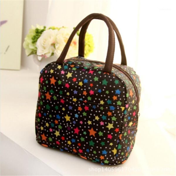 waterproof nylon doodling floral print lunch bags travel thermal insulated cooler bag lunch box picnic carry tote pouch outdoors1
waterproof nylon doodling floral print lunch bags travel thermal insulated cooler bag lunch box picnic carry tote pouch outdoors1