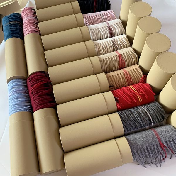 with round tube box 2021 winter gift 100% cashmere scarf classic check scarfs women men luxury pashmina shawls and scarves, Blue;gray
with round tube box 2021 winter gift 100% cashmere scarf classic check scarfs women men luxury pashmina shawls and scarves, Blue;gray