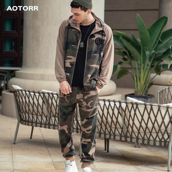 men camouflage tracksuit set 2020 new spring men military 2 pieces sets zipper hoodies + pants sportswear camo track suit brand 1022, Gray
men camouflage tracksuit set 2020 new spring men military 2 pieces sets zipper hoodies + pants sportswear camo track suit brand 1022, Gray