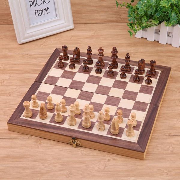 1 set wooden international chess board parent-child family interactive party play game toy travel chess game wooden pieces
1 set wooden international chess board parent-child family interactive party play game toy travel chess game wooden pieces