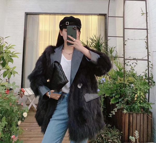 new winter women elegant faux fox fur coat lady casual warm leather coats female long sleeve outerwear 201212, Black
new winter women elegant faux fox fur coat lady casual warm leather coats female long sleeve outerwear 201212, Black
