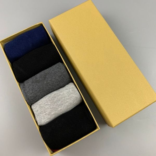 luxury stocking designer mens womens socks wool stockings senior streets comfortable knee leg sock bu0112., Black;white
luxury stocking designer mens womens socks wool stockings senior streets comfortable knee leg sock bu0112., Black;white