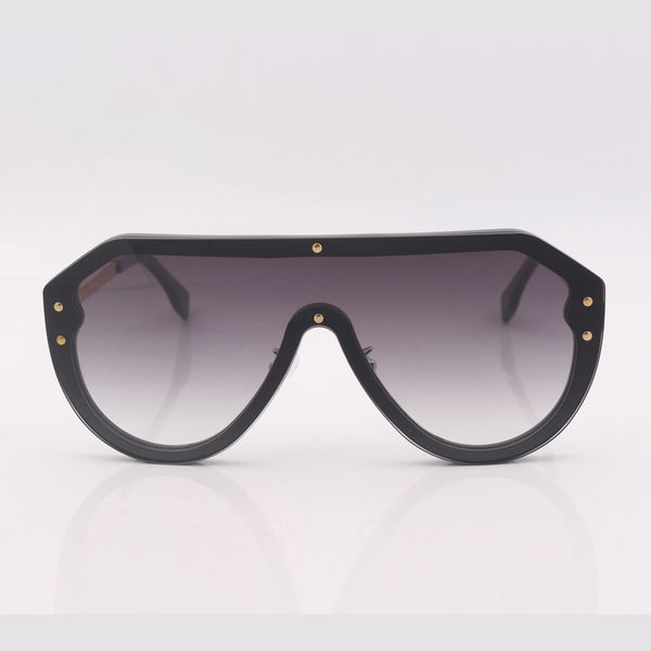 shield frame flat grey gradient lens fashion sunglasses women oversized, White;black
shield frame flat grey gradient lens fashion sunglasses women oversized, White;black