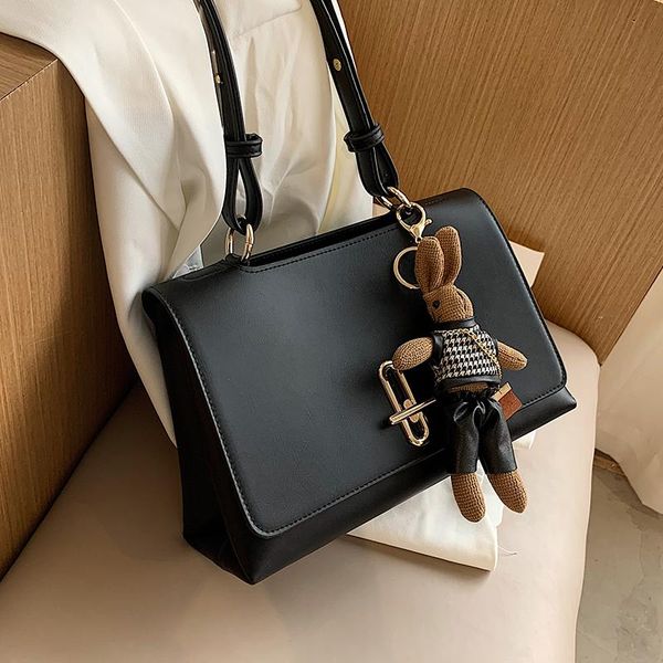 new french design fashion unique bag handbag armpit bag elegant large capacity messenger shoulder width 28cm height 18cm
new french design fashion unique bag handbag armpit bag elegant large capacity messenger shoulder width 28cm height 18cm