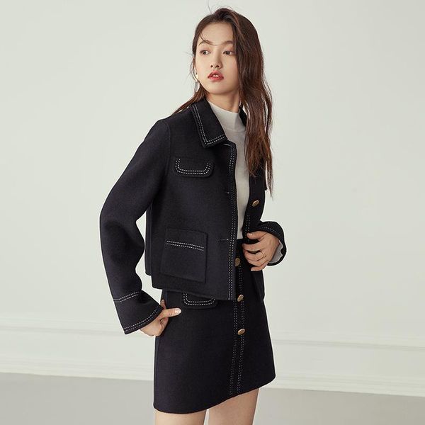 elder sister light ripe wind blown street cloth coat female winter fashion temperament brim minus age small sweet wind, Black
elder sister light ripe wind blown street cloth coat female winter fashion temperament brim minus age small sweet wind, Black