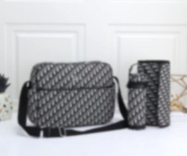 mommy baby diaper bags 3pcs/set print leather canvas functional shoulder bag for mummy's gift ideas high quality
mommy baby diaper bags 3pcs/set print leather canvas functional shoulder bag for mummy's gift ideas high quality
