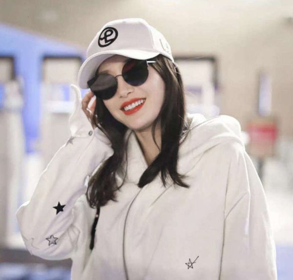 2019 chameleon new lan tiktok qin sunglasses net red noise ins street gm dark glasses5arg, White;black
2019 chameleon new lan tiktok qin sunglasses net red noise ins street gm dark glasses5arg, White;black