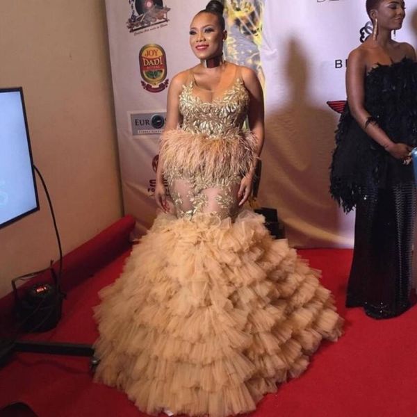 lunury african illusion evening dresses plus size feathers peplum tiered yulle bottom appliques mermaid prom dress dubai party vestidos, Black;red
lunury african illusion evening dresses plus size feathers peplum tiered yulle bottom appliques mermaid prom dress dubai party vestidos, Black;red