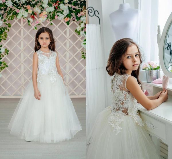 cute white lace appliqued flower girl dress first communication dress long girl birthday formal party wedding gown, White;blue
cute white lace appliqued flower girl dress first communication dress long girl birthday formal party wedding gown, White;blue