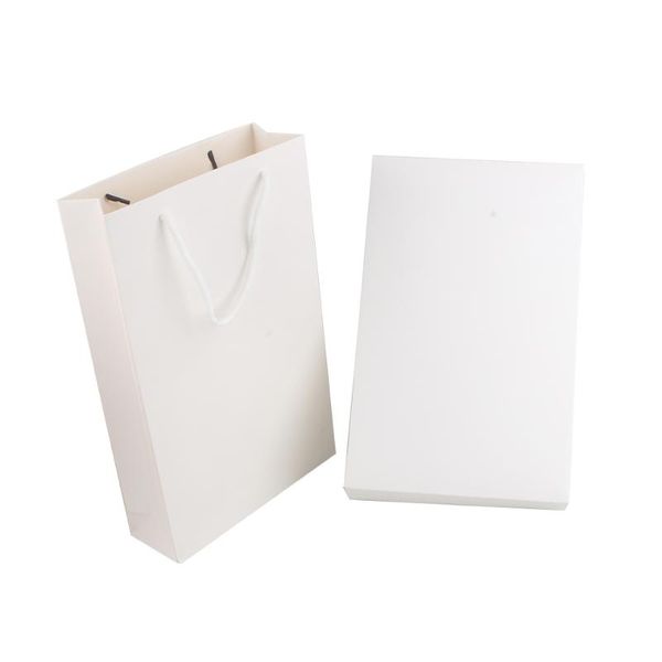 gift wrap white/black company name logo hair extension bundles packaging paper box and hand bag packing, shopping bags boxes
gift wrap white/black company name logo hair extension bundles packaging paper box and hand bag packing, shopping bags boxes