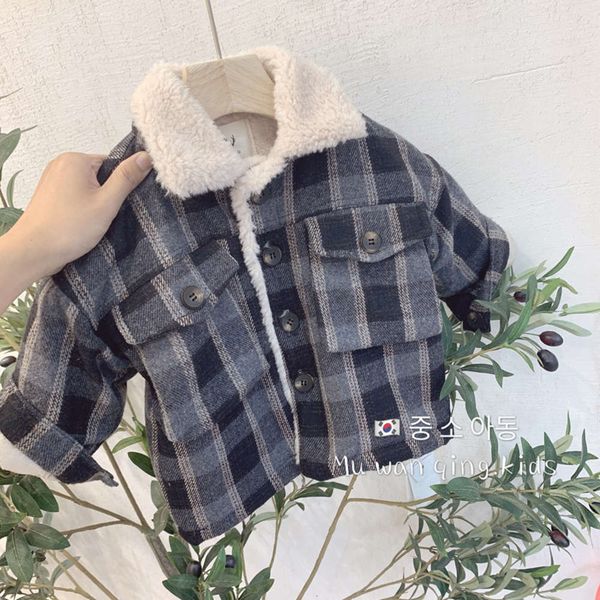 late and girls' 2020 autumn thickened boys coat korean color matching check single breasted wool sweater baby warm cardigan, Black
late and girls' 2020 autumn thickened boys coat korean color matching check single breasted wool sweater baby warm cardigan, Black