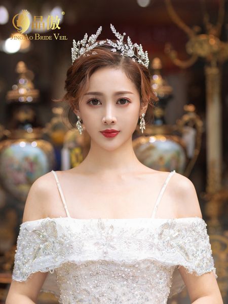 jingao crown headdress luxury atmosphere korean fashion studio shooting accessories bridal dress diamond girl, Silver
jingao crown headdress luxury atmosphere korean fashion studio shooting accessories bridal dress diamond girl, Silver