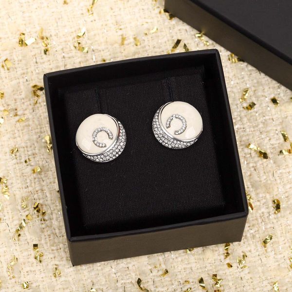 2022 luxury quality charm dangle stud earring with diamonds in silver color for women wedding jewelr gift have box stamp ps7155
2022 luxury quality charm dangle stud earring with diamonds in silver color for women wedding jewelr gift have box stamp ps7155